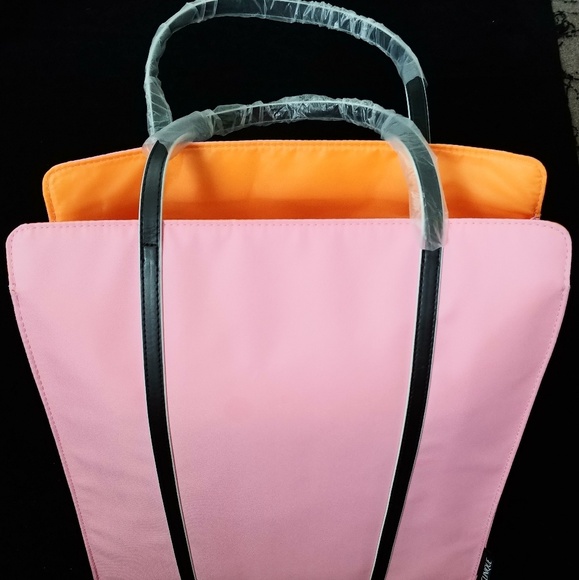 Clinique Handbags - 👜Clinque Shopper/Tote Bag